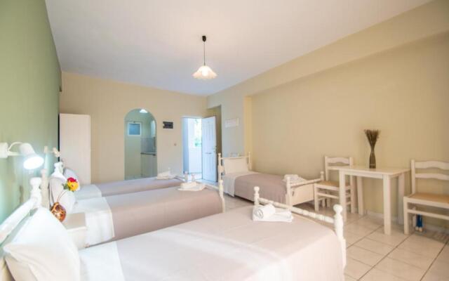 Avra Alykes resort