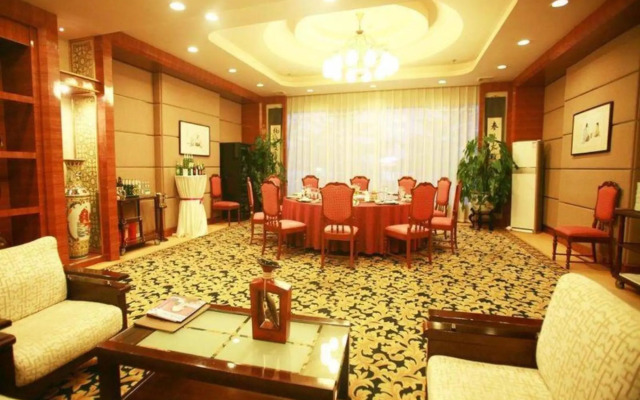 Huiquan Dynasty Hotel