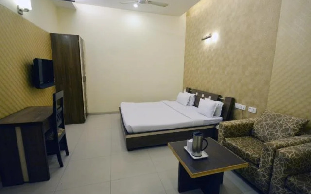 Royal Residency Hotel