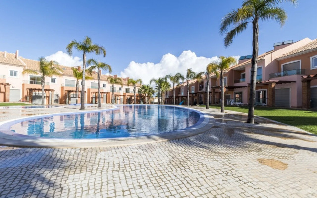Villas2Go2 Santa Maria