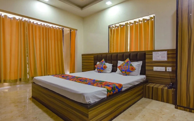 Hotel Sunshine by OYO Rooms