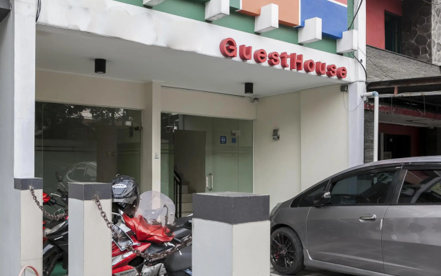 RedDoorz @ Buah Batu 2