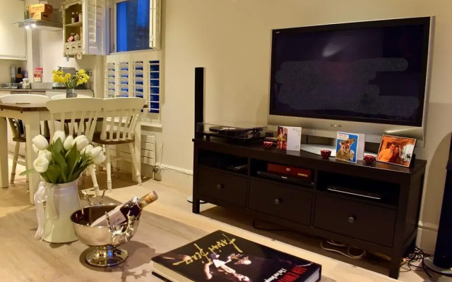 1 Bedroom Flat in Parsons Green