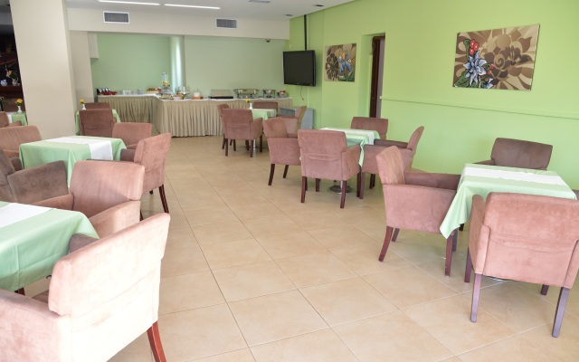 Hotel Heleni Beach