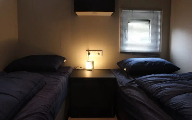 Modern Chalet Only 2 km of the Efteling
