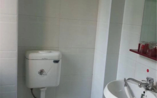 Jujia Hotel