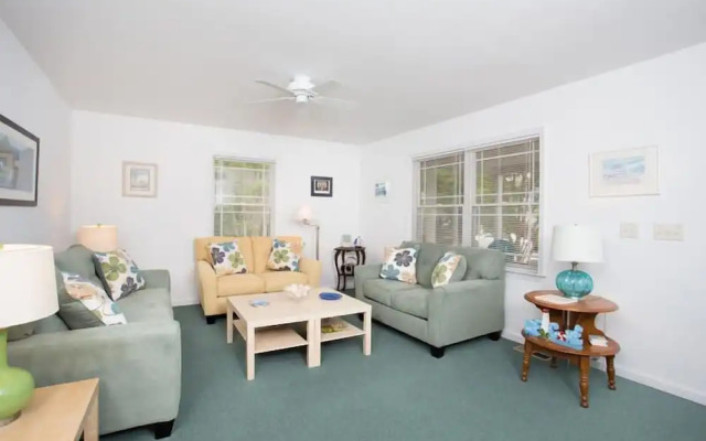 Country Club Drive 406