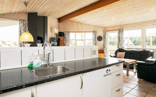 Cozy Holiday Home in Vejers Strand With Whirlpool