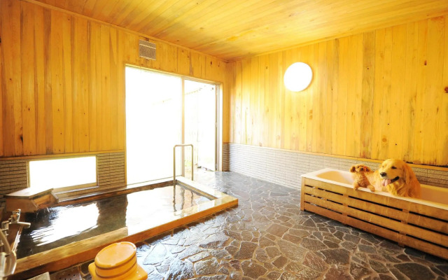 Izumigo Takayama Dog Paradise Hotel
