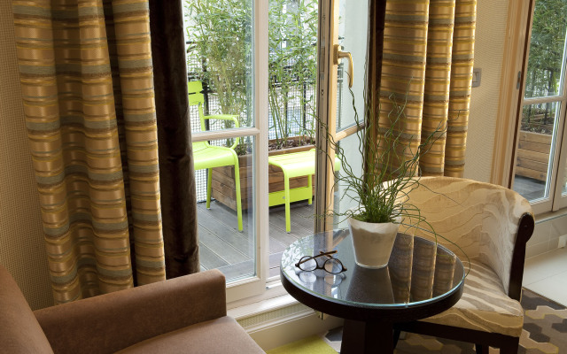 Hotel Le Petit Paris