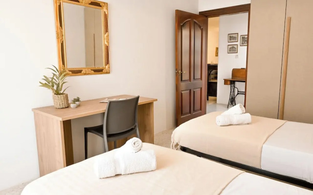 Mediterranea Sunny Maltese Townhouse