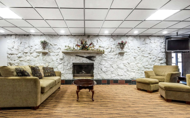 Quality Inn & Suites Binghamton Vestal