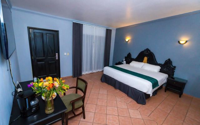 InHouse Select Hacienda Tres Rios