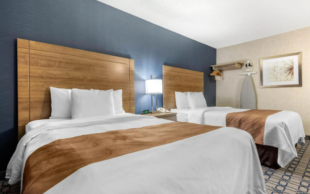 Quality Suites Whitby
