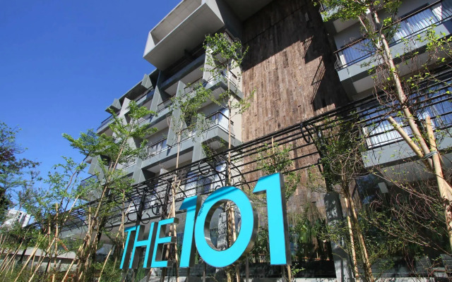 The 1O1 Bandung Dago