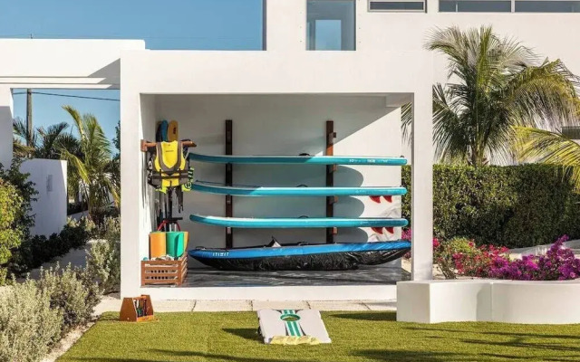 Family Oceanside Vacation Villa Hotel Amenities v8