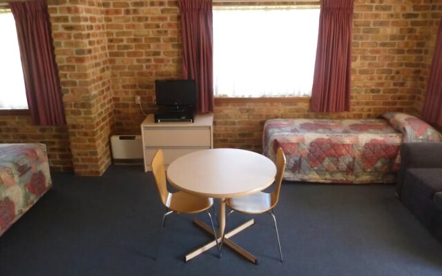 Mollymook Surfbeach Motel and Apartments