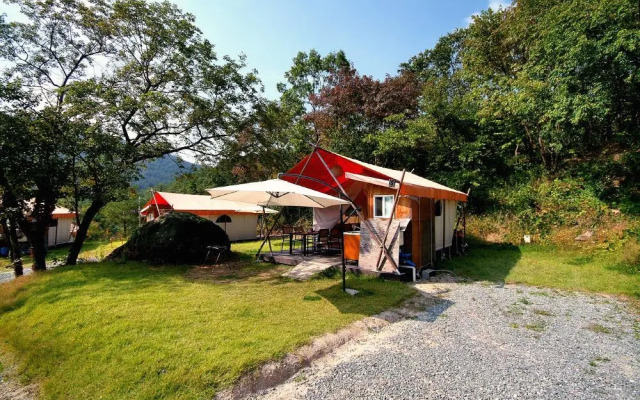 Pocheon Sanjeong Hosoo Glamping
