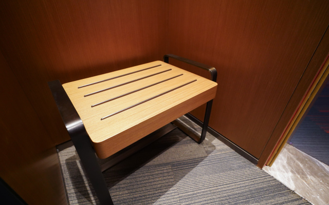 Hampton by Hilton High-speed Railway Station