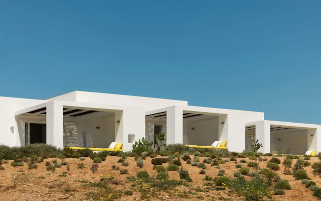 TWWO Antiparos