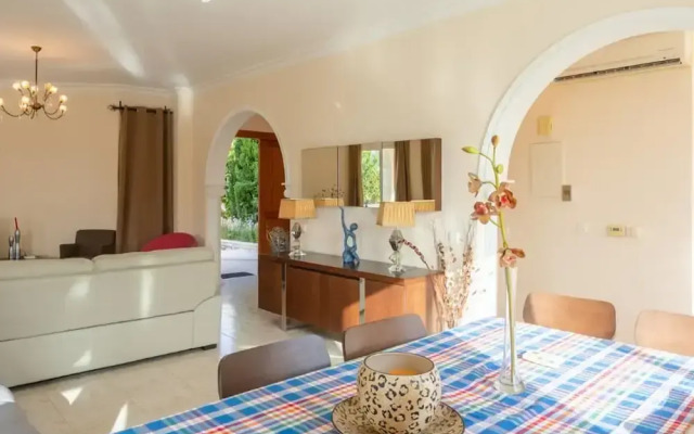 Villa Komissa in Argaka