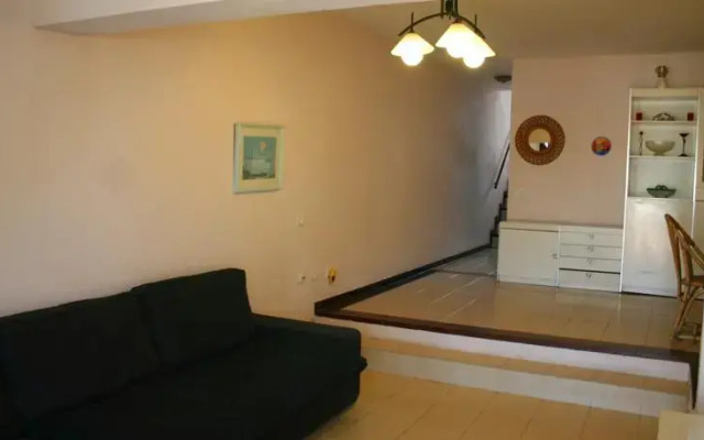 Bungalow in Las Americas