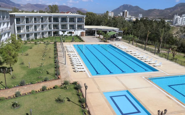 Toros Holiday Resort & Spa