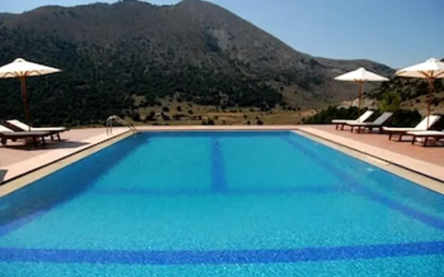 Lefkoritis Resort