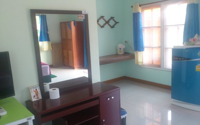 Baan Chaiwong Resort