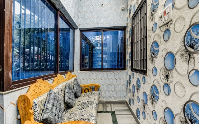 OYO Flagship 85136 Hotel Basera