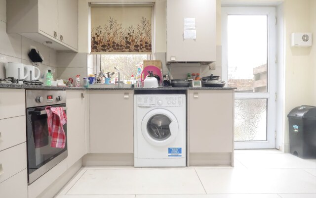 Saltwell Street - Deluxe Double Room