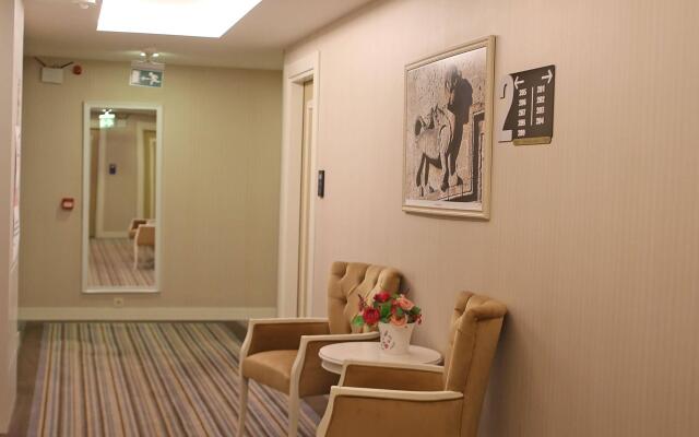 Seven Deep Hotel