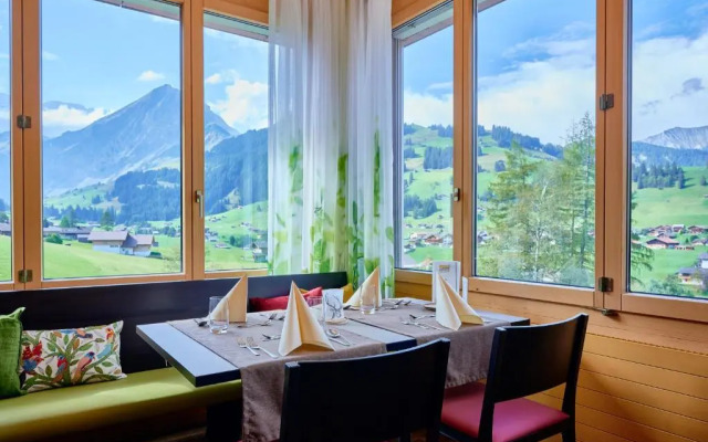 Ferien- und Familienhotel Alpina