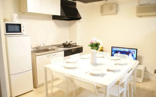 Shin-Osaka GRAND-H 302