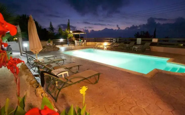 Kinousa Villas