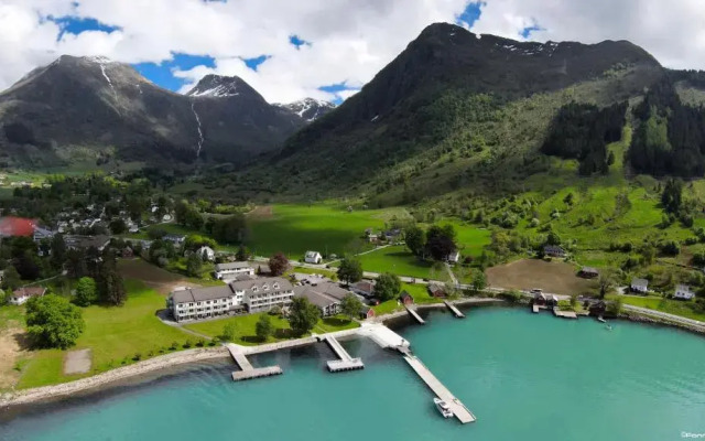 Rosendal Fjordhotel