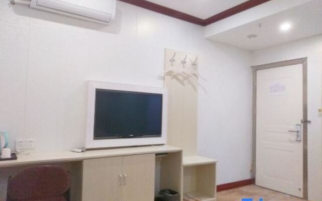 Pebble Hotel (Shanghai Jiading North Subway Station)