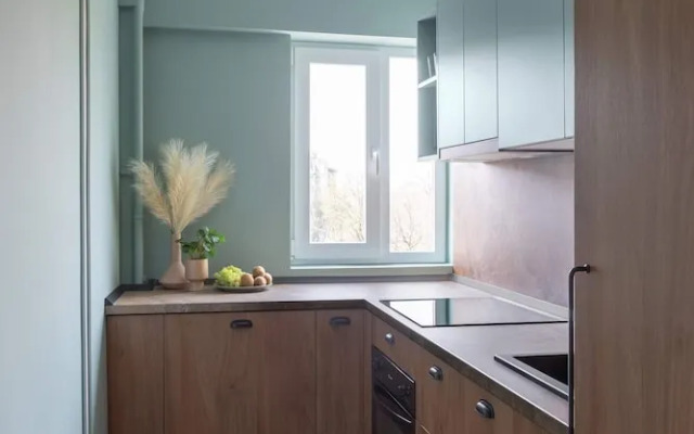 HOLT’s Sublime Minty Green 1BR on the Park