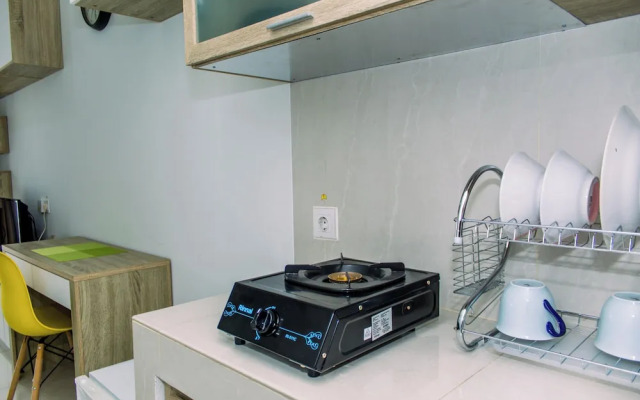Comfort and Tidy Studio Apartment Springwood Residence Tangerang