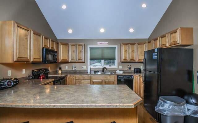 Strawberry Fields 3 Bedroom Townhome