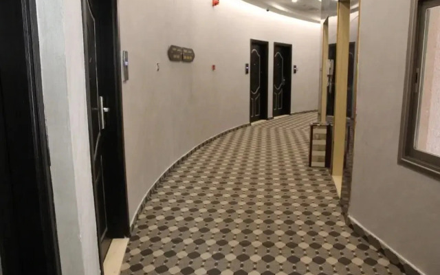 The Gulf Hotel Flats Est