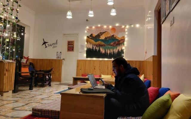 The Lost Hostels-Bir - Landing Site