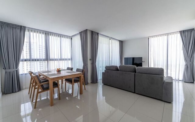 The Point Pratumnak by PSR ASIA