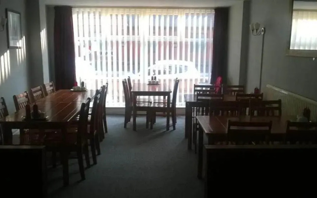 Aindale Hotel Blackpool