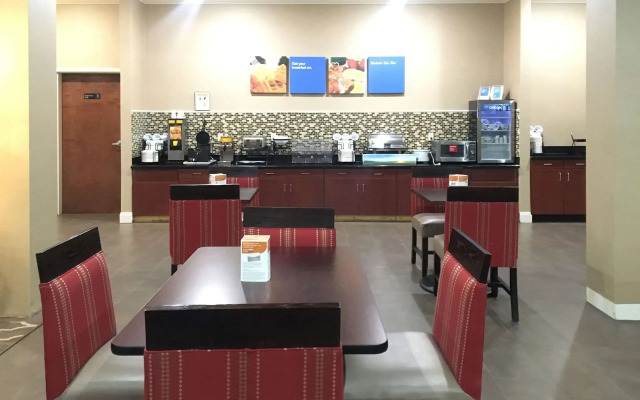 Comfort Inn & Suites Rogersville