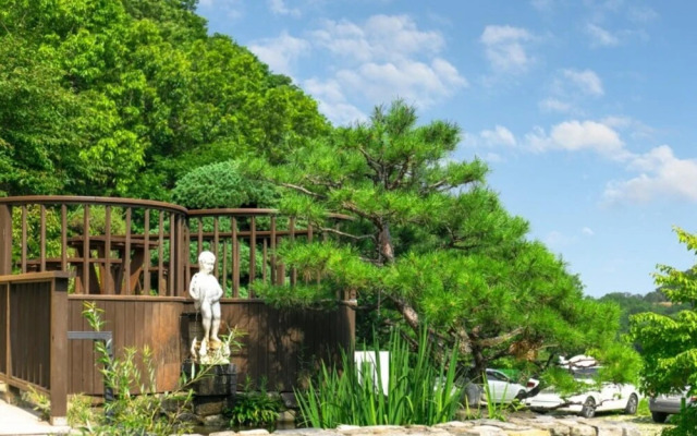 Yangpyeong Weekly Kids Pool Villa