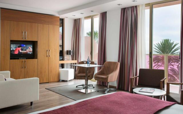 Sir Anthony Hotel