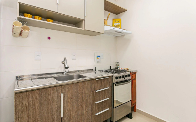 Apto Moderno c/ piscina - quadra mar - RMI201