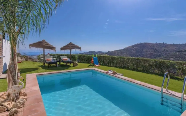 Finca Lucio Torrox by Ruralidays