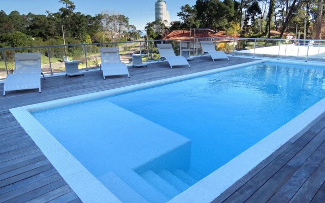 Emerald Apartments